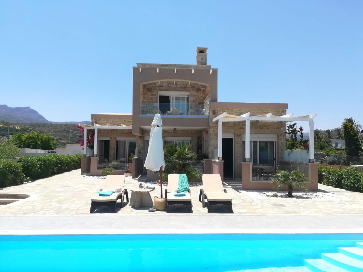 Blue Horizon Villa & Suites 사이티아 외부 사진