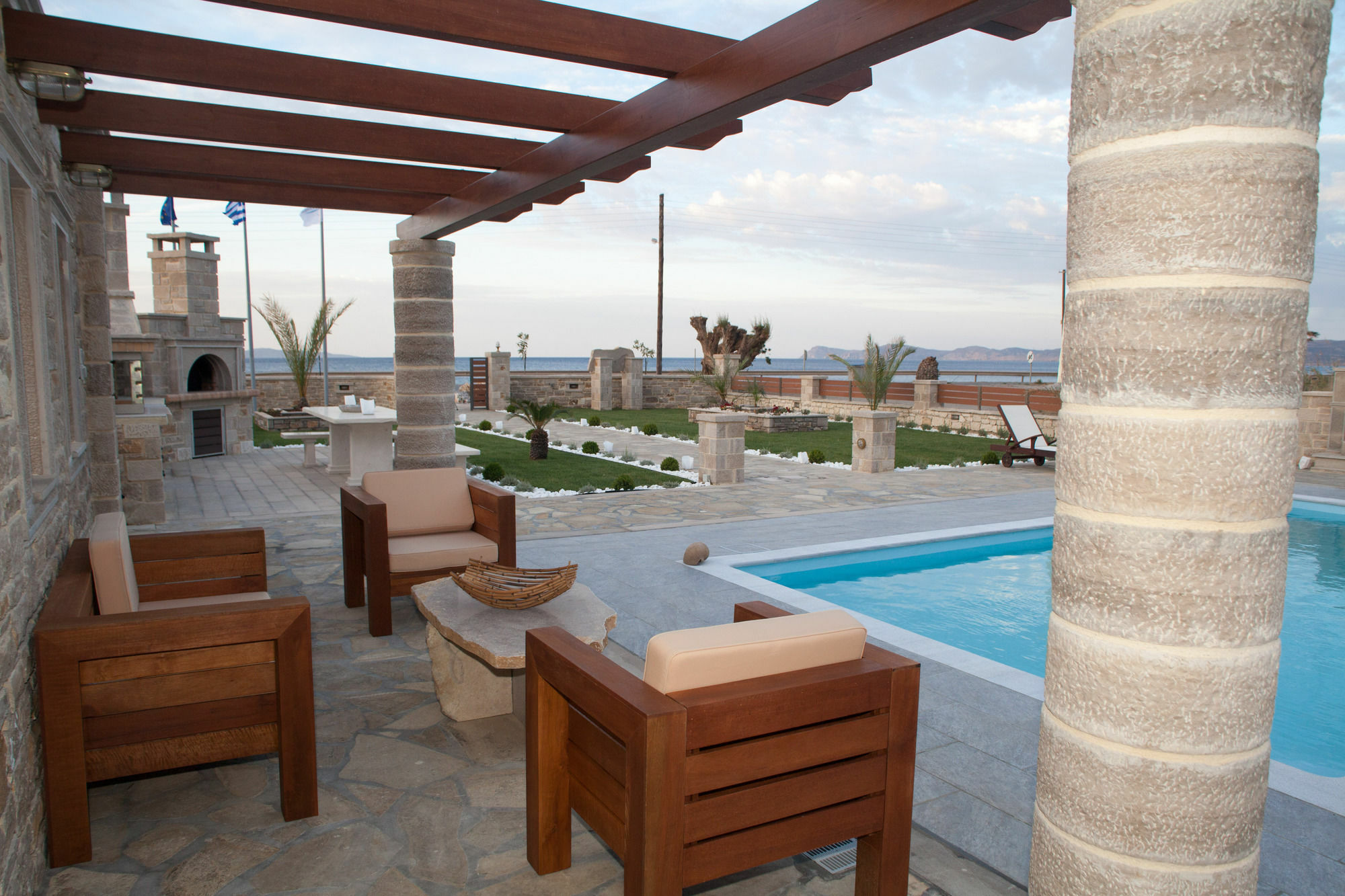Blue Horizon Villa & Suites 사이티아 외부 사진