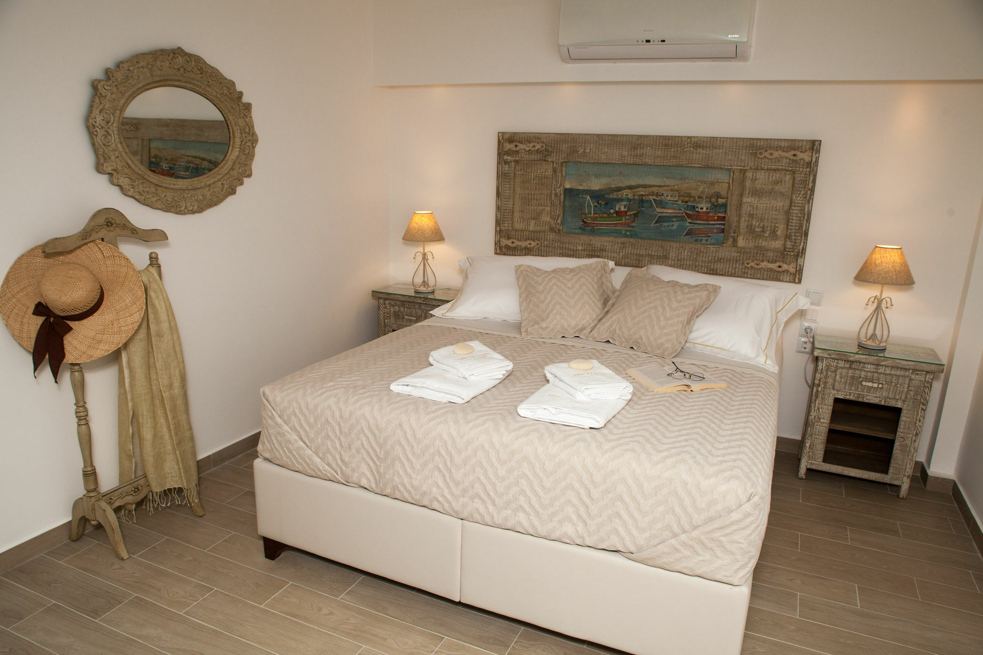 Blue Horizon Villa & Suites 사이티아 외부 사진